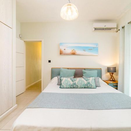 Beachcove Apt No 1 Pereybere Beach Dış mekan fotoğraf