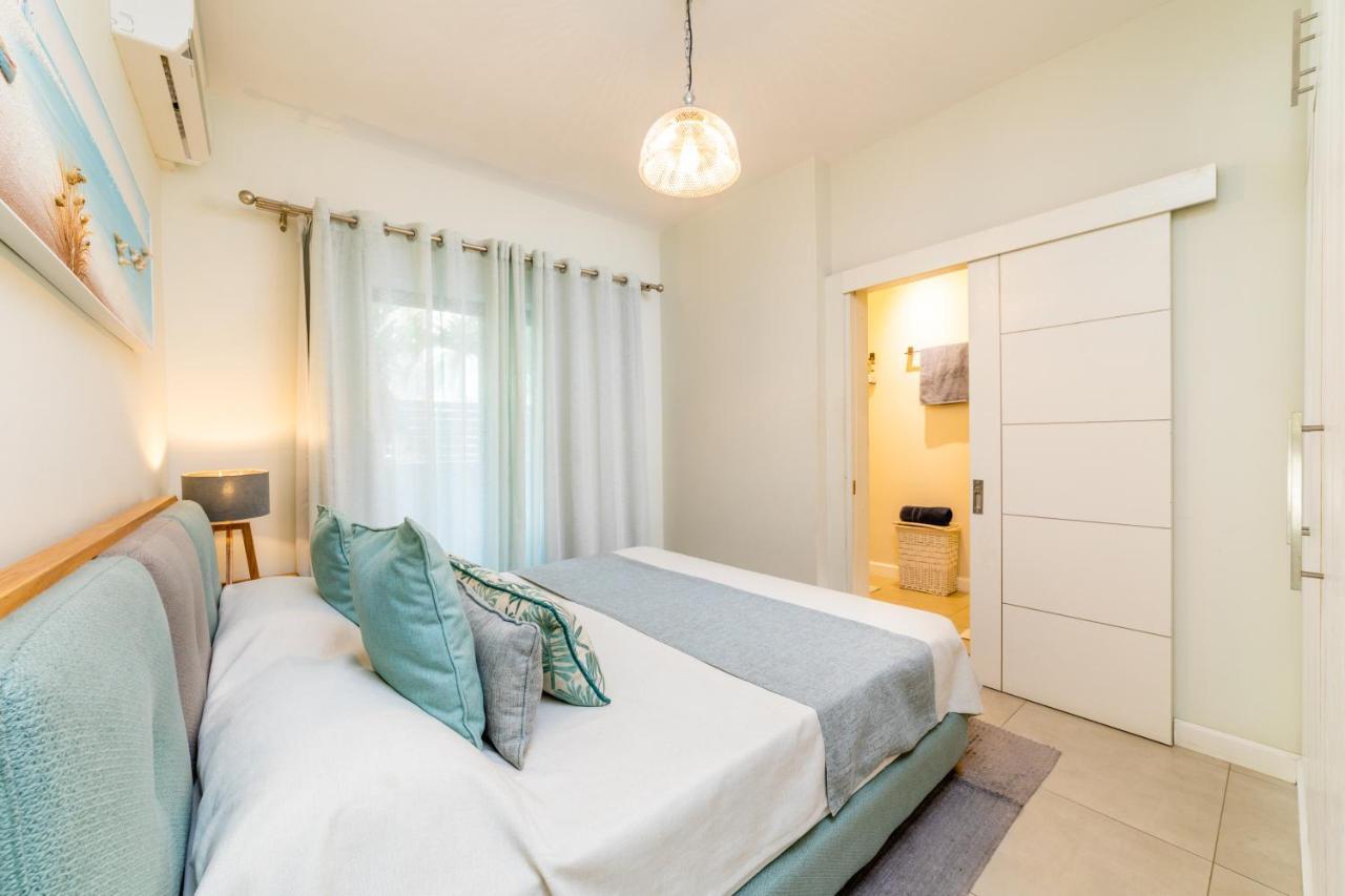 Beachcove Apt No 1 Pereybere Beach Dış mekan fotoğraf